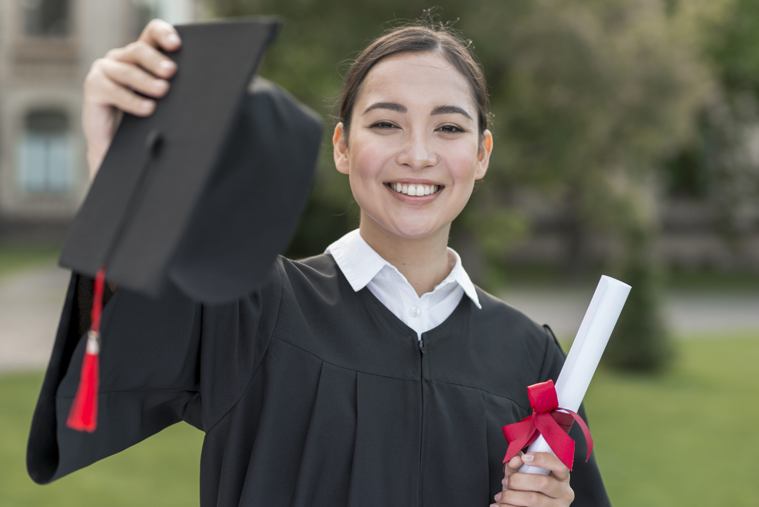 Berapa Gaji Fresh Graduate di Indonesia 2026? Perbandingan per Industri dan Kota