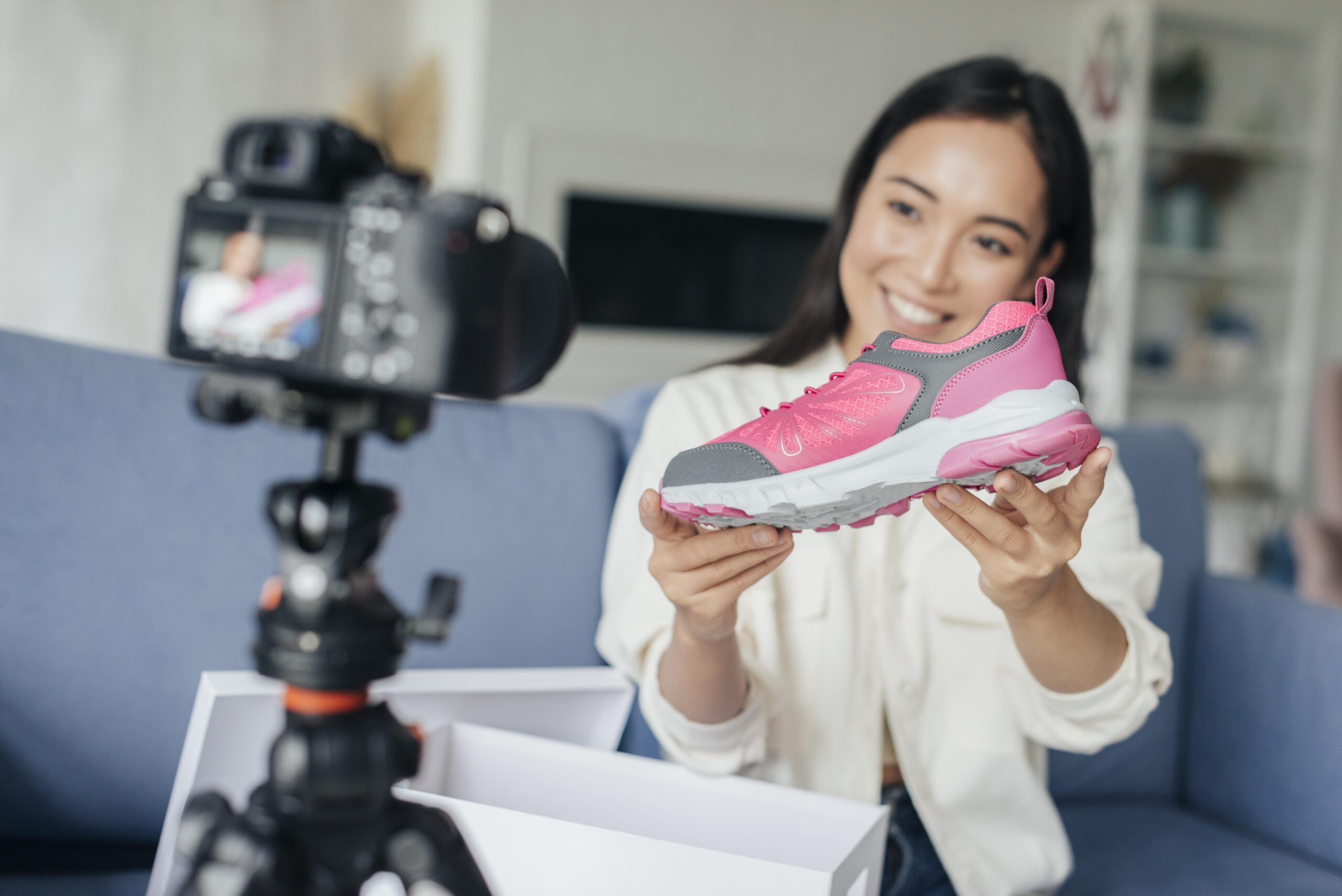 10 Ide Konten TikTok untuk Brand yang Sering Viral (+ Contoh Real)